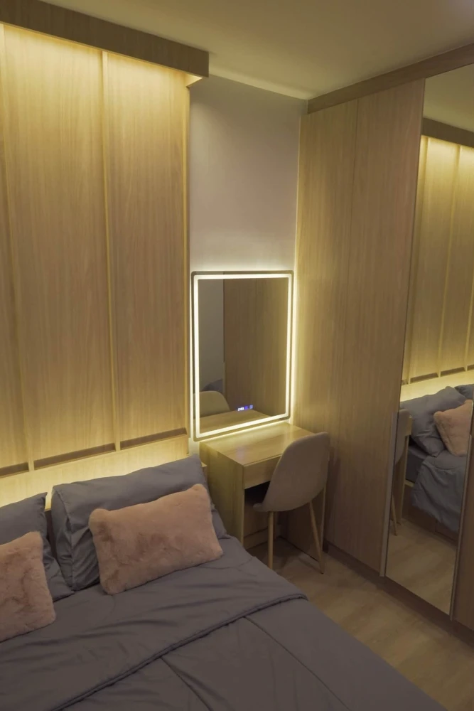 For Rent: NUE DISTRICT R9, 40th Floor (top floor). Fully furnished with built-in furniture; ready to move in.