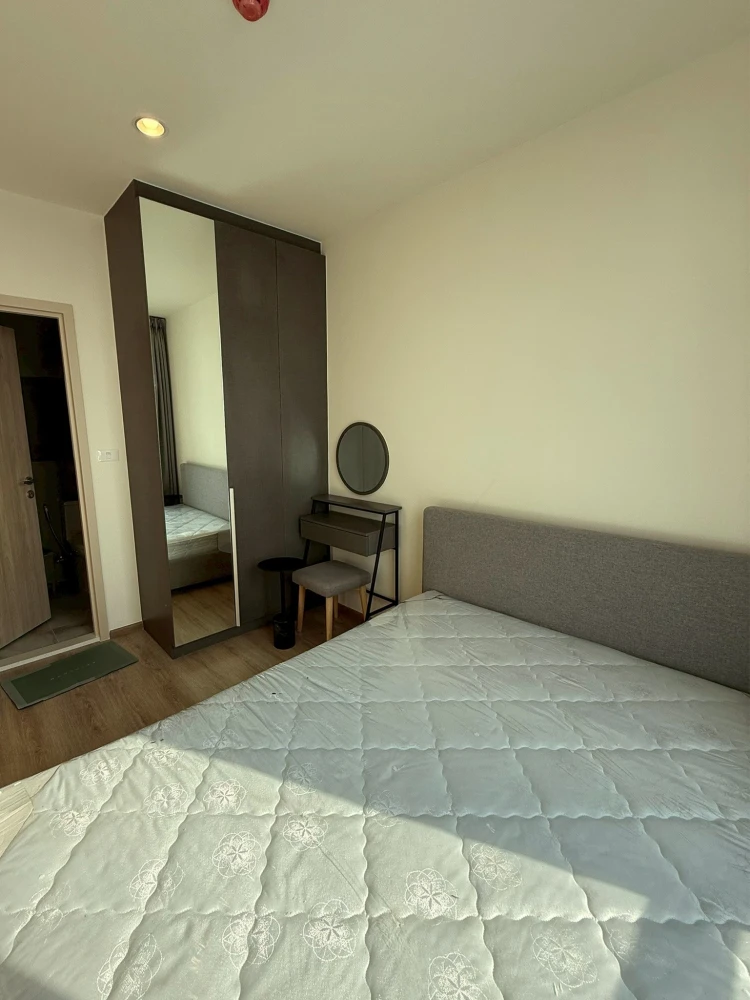 For rent: Nue District R9, high floor (31st floor), fully furnished with appliances. Just bring your suitcase and move in!