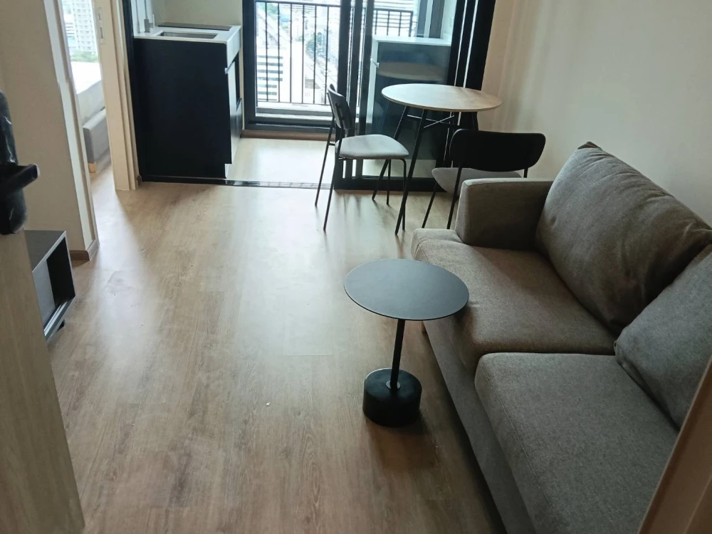 For rent: Nue District R9, high floor, city view, airy, spacious, fully furnished, ready to move in immediately!