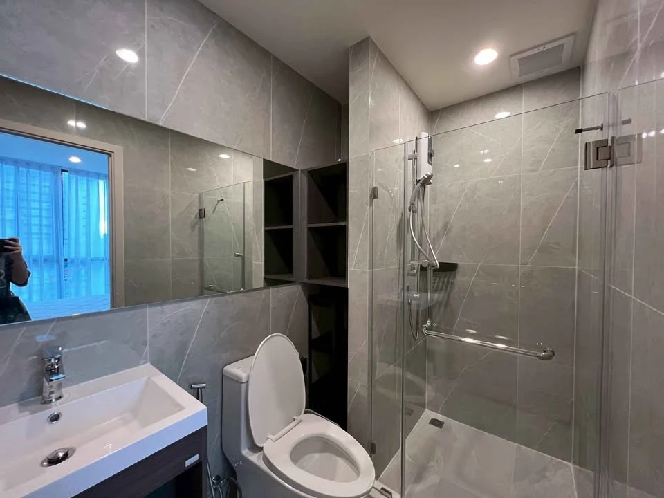 ให้เช่า Nue District R9 ห้องตรงปกให้ของตามรูปเลย มีเครื่องซักอบผ้าให้ด้วย น่าจองสุดๆ