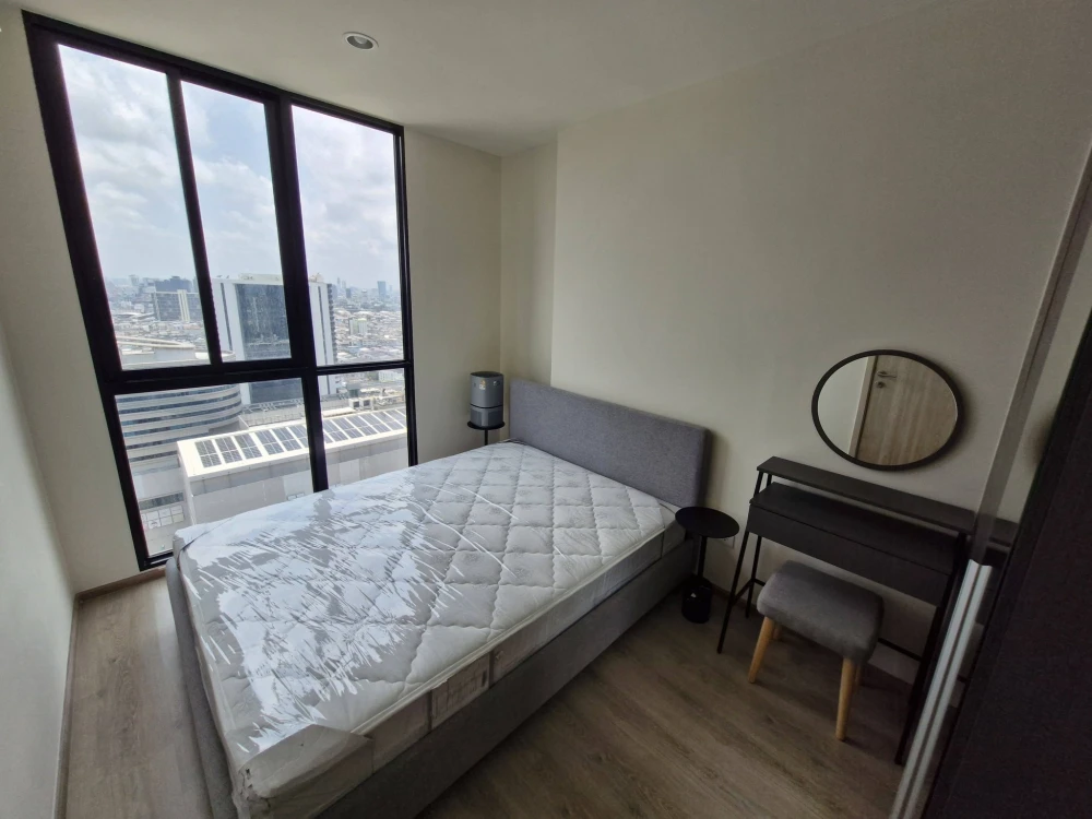 For rent: Nue District R9, Building N, 34th floor. High floor, unobstructed view. Fully furnished with appliances. Book now!