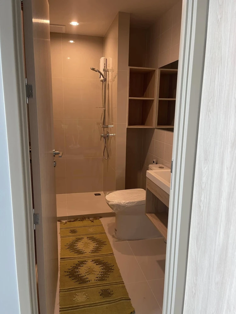 For rent: NUE Mega Plus Bangna, high floor, good location, 2 bedrooms, fully furnished, hurry and reserve before you miss out.
