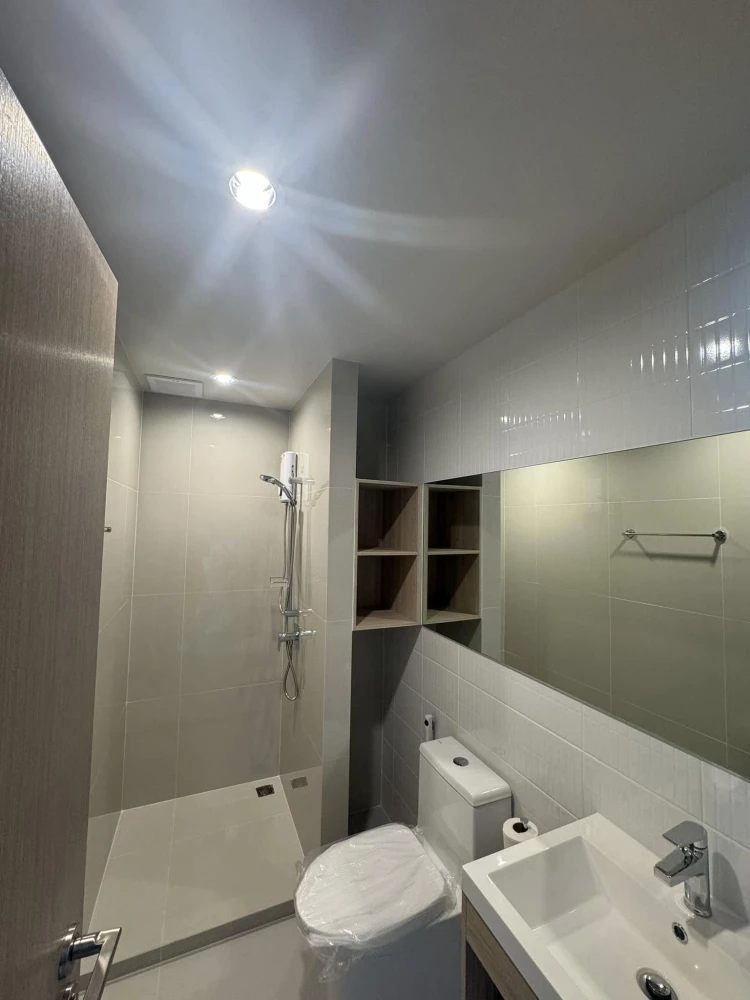 For rent: NUE Mega Plus Bangna, high floor, good location, 2 bedrooms, fully furnished, hurry and reserve before you miss out.