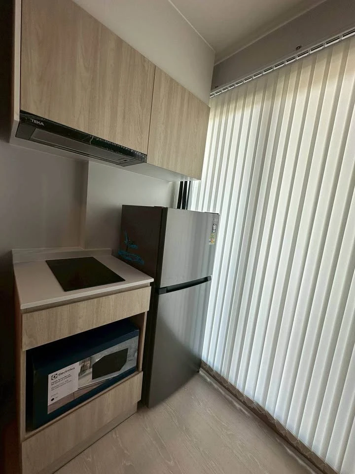 For rent Nue mega plus Bangna, very high floor (35th floor), beautiful city view, fully furnished, reserve now.
