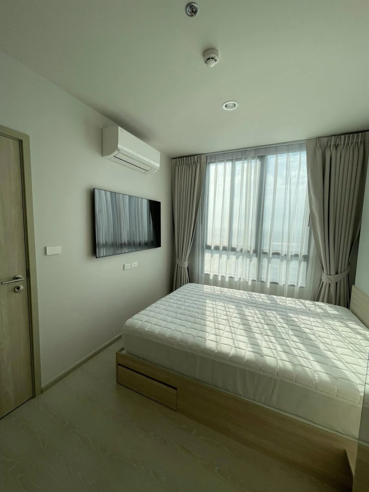 For rent: Nue Mega plus Bangna, very high floor, stunning city view, fully furnished, convenient and uninterrupted living
