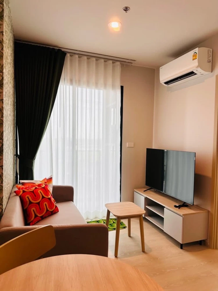 For rent: Nue Mega Plus Bangna, Mega Bangna view, nice wallpaper, very auspicious room number, interested, reserve now.