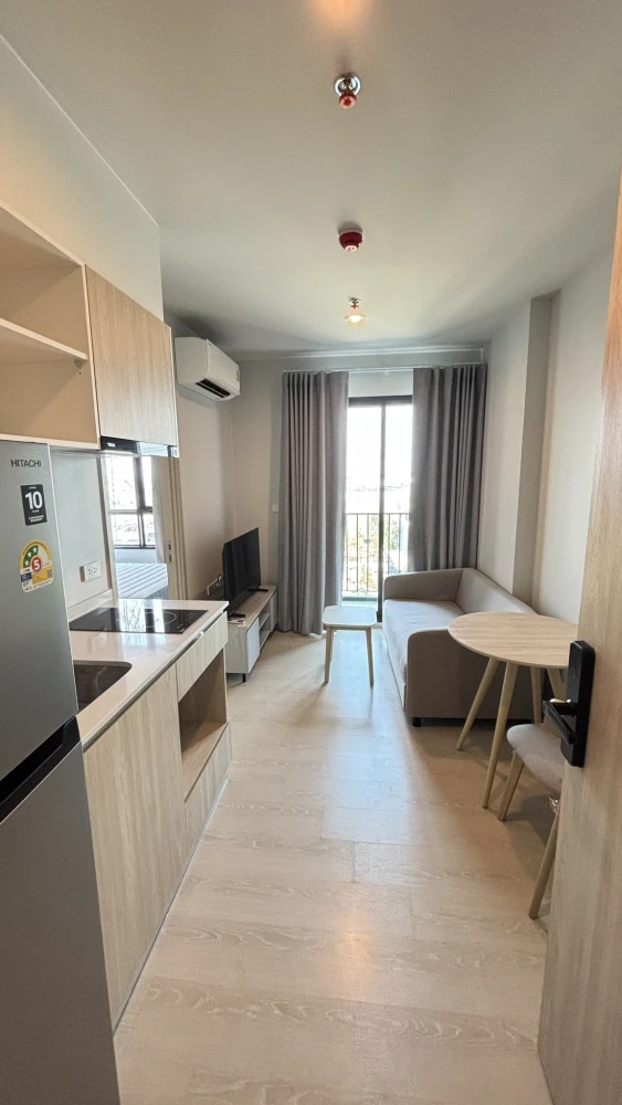 For rent: NUE Mega Plus Bangna, high floor unit, fully furnished, beautiful view. Book now before it's too late!
