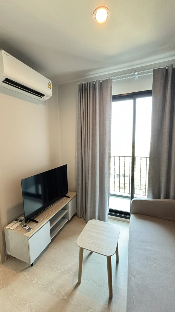 For rent: NUE Mega Plus Bangna, high floor unit, fully furnished, beautiful view. Book now before it's too late!