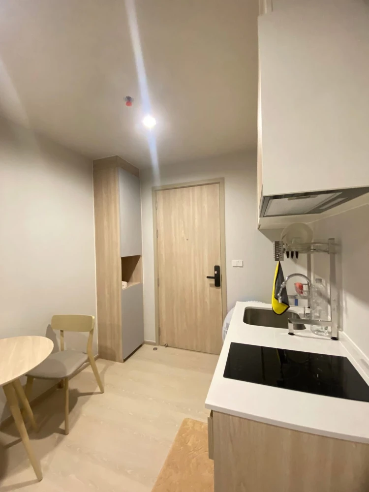 For rent: Nue Mega Plus Bangna, very high floor unit with Mega Bangna view. Fully furnished & equipped. Don't miss out!