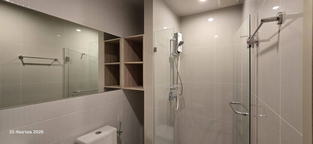 For rent: NUE Mega Plus Bangna, 7th floor (featuring a garden on this level). Clean unit, ready for immediate move-in—book now!