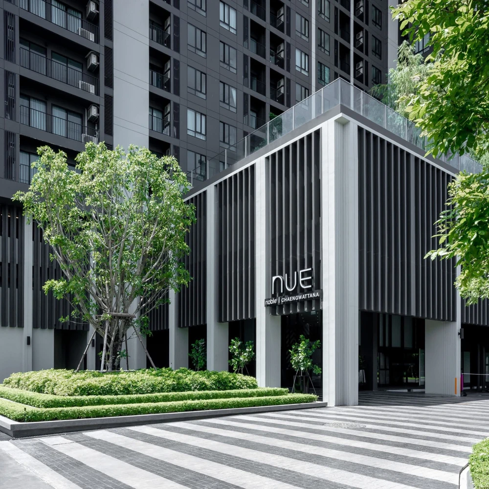 For rent Nue Noble Chaengwattana, high floor room, fully furnished, reserve now.