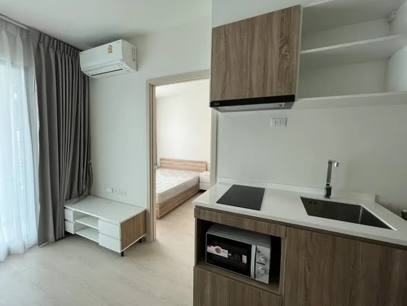 For rent: NUE Noble Faichai - Wang Lang. A lovely room with complete furniture and amenities. Just bring your bags and move in!