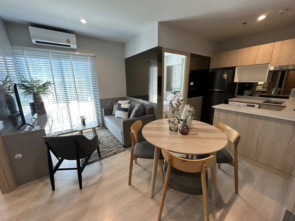 For Rent: Nue Noble Ngamwongwan. Good news for those waiting for a beautiful 2-bedroom, 1-bathroom unit with built-in furniture and complete appliance