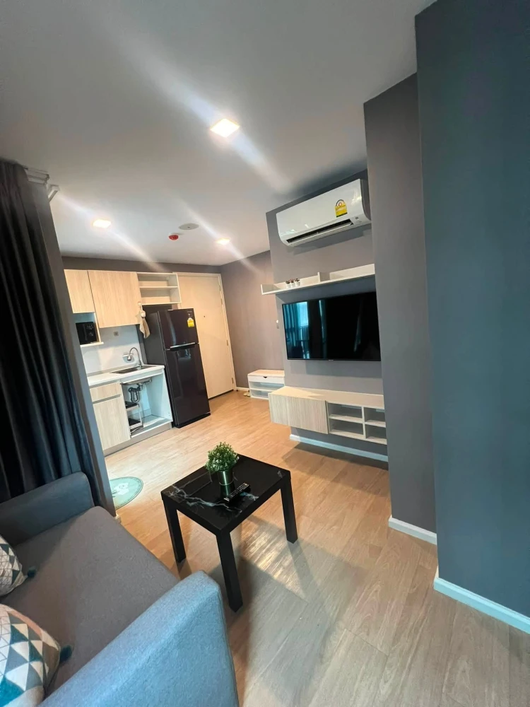 For rent: NUE Noble Ratchada-Ladprao, a lovely unit on the 14th floor, fully furnished. Don't miss this great opportunity!