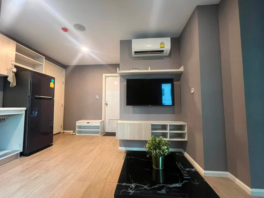 For rent: NUE Noble Ratchada-Ladprao, a lovely unit on the 14th floor, fully furnished. Don't miss this great opportunity!