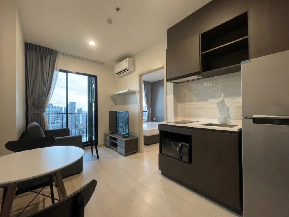 For rent: NUE Noble Ratchada-Ladprao, ready to move in, 34th floor, amazing view. You must hurry and reserve.