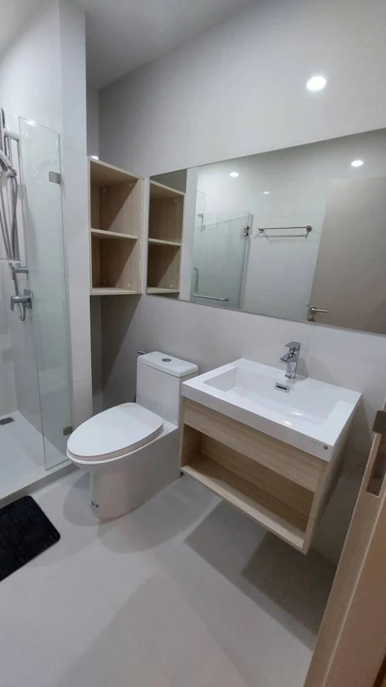For rent Nue Noble Ratchada-Latphrao, 14th floor, high view, affordable price. Hurry and reserve before you miss out.