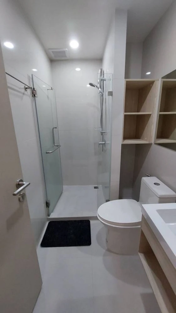 For rent Nue Noble Ratchada-Latphrao, 14th floor, high view, affordable price. Hurry and reserve before you miss out.