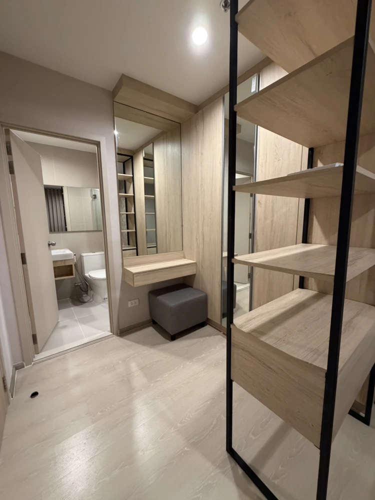For rent: Nue Noble Srinakarin-Lasalle, 42nd floor, high floor, fully furnished, very livable. Book now!