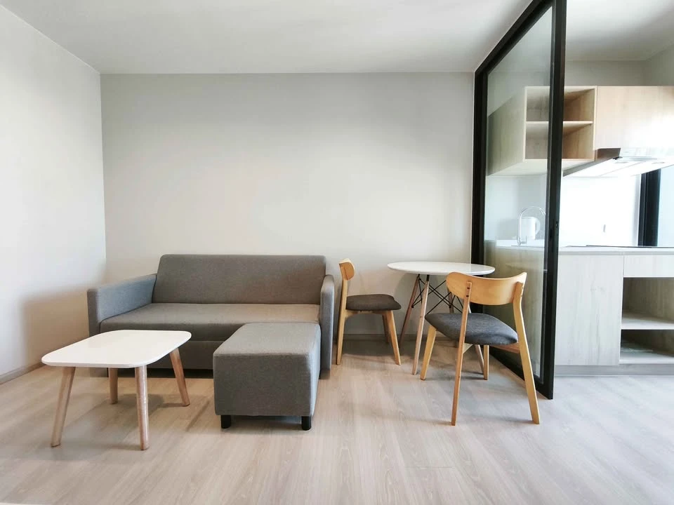 For rent: Nue Noble Srinakarin-Lasalle, beautifully furnished and fully equipped unit in a prime location with convenient transportation. Book now!