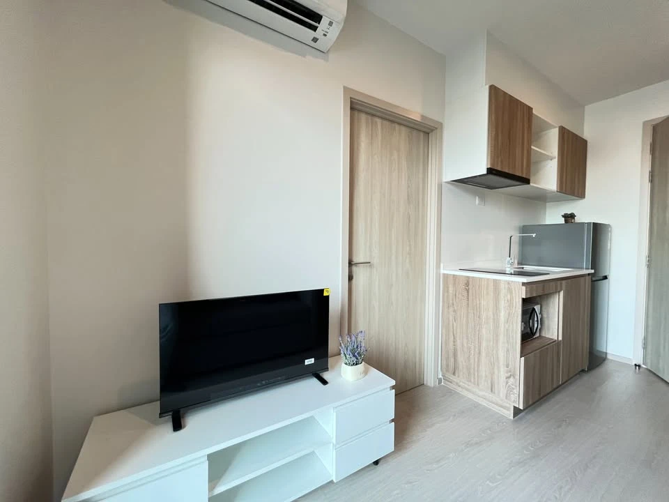 For rent: NUE Noble Fai Chai - Wang Lang, 1 bedroom, 5th floor, fully furnished, ready to move in. You can't miss this opportunity to reserve.