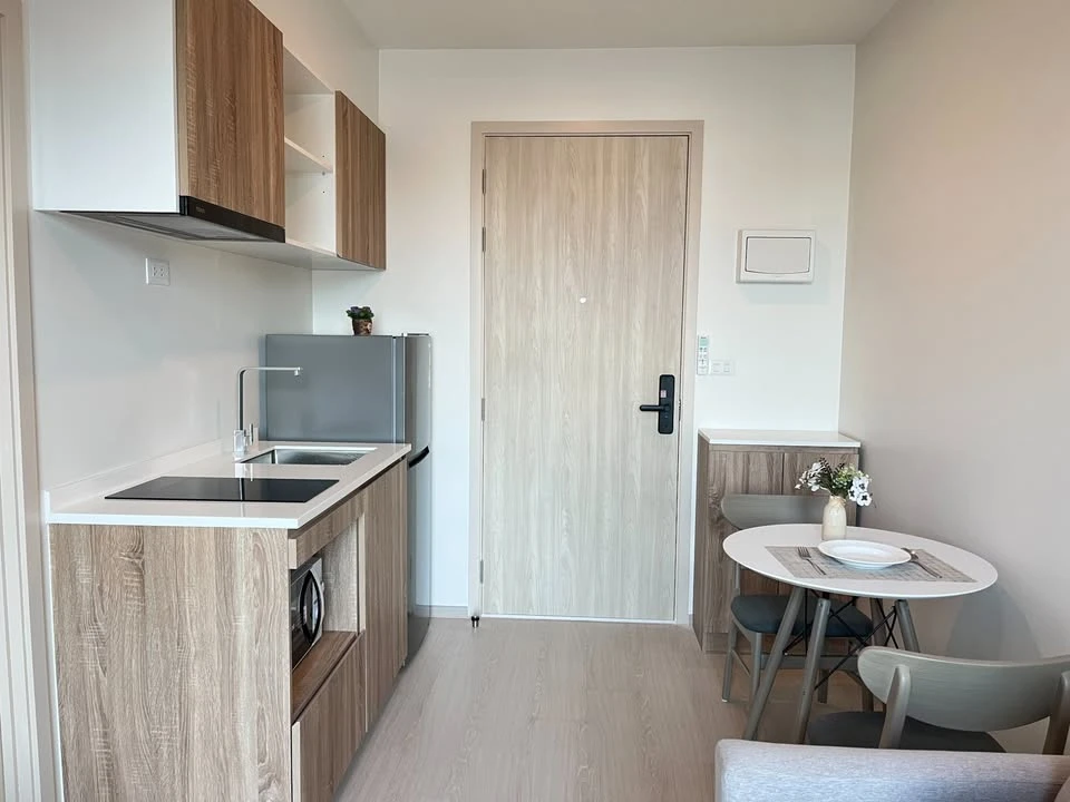 For rent: NUE Noble Fai Chai - Wang Lang, 1 bedroom, 5th floor, fully furnished, ready to move in. You can't miss this opportunity to reserve.