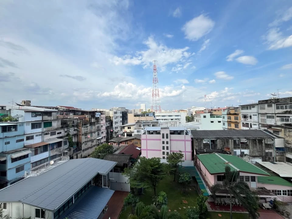 For rent: NUE Noble Fai Chai - Wang Lang, 1 bedroom, 5th floor, fully furnished, ready to move in. You can't miss this opportunity to reserve.