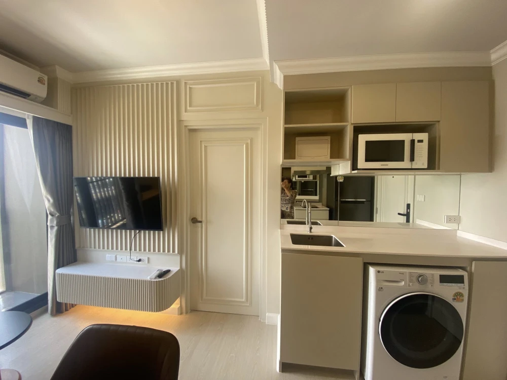 For rent: Nue Riverest Ratburana, a riverside condo on the Chao Phraya River with unobstructed views and fully furnished units. Book now!