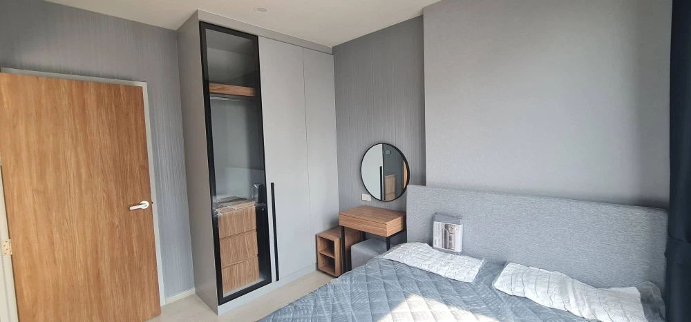 For rent: NUE RIVEREST Ratburana, ready-to-move-in unit with furniture and appliances. Book now! Don't miss out! +++