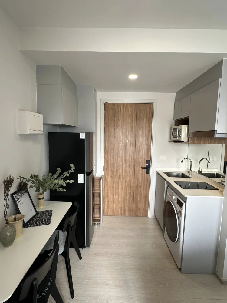 For rent: Nue Riverest Ratchaburana, 9th floor, fully furnished, very livable. Book now!