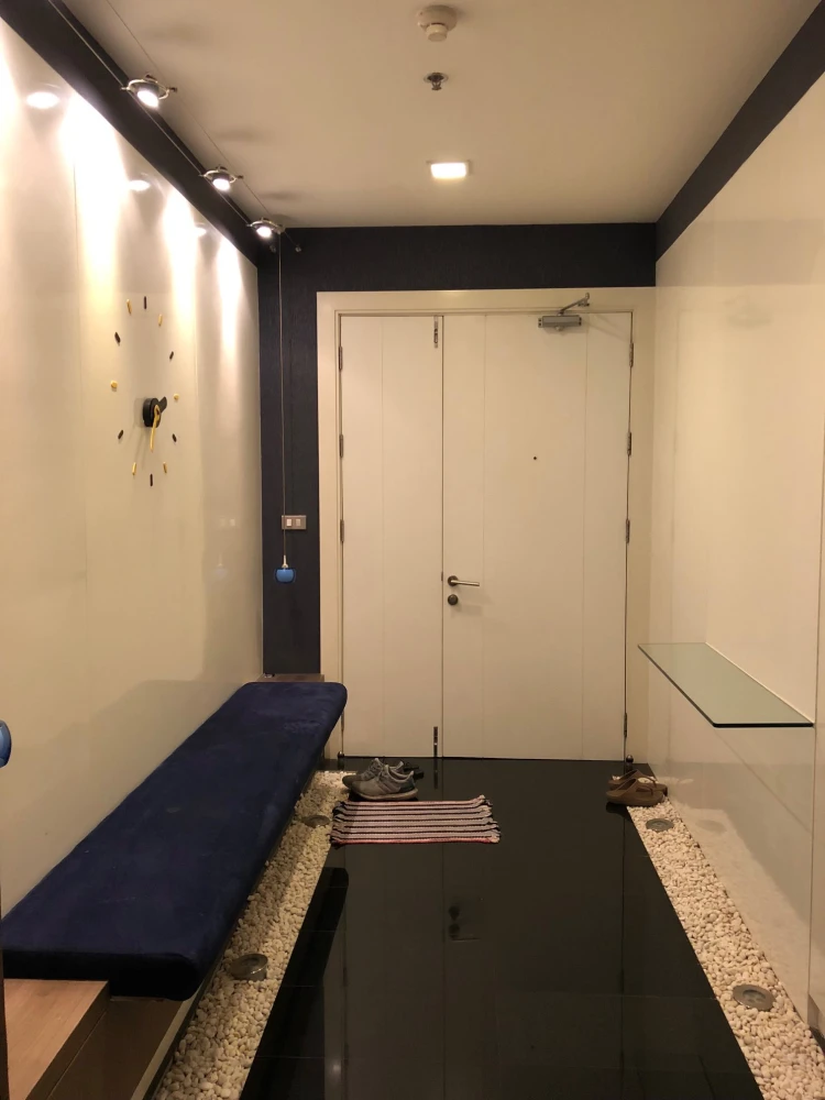 For rent: Nusasiri Grand Condo. Spacious and comfortable room with ample living space. Just bring your luggage and move in!