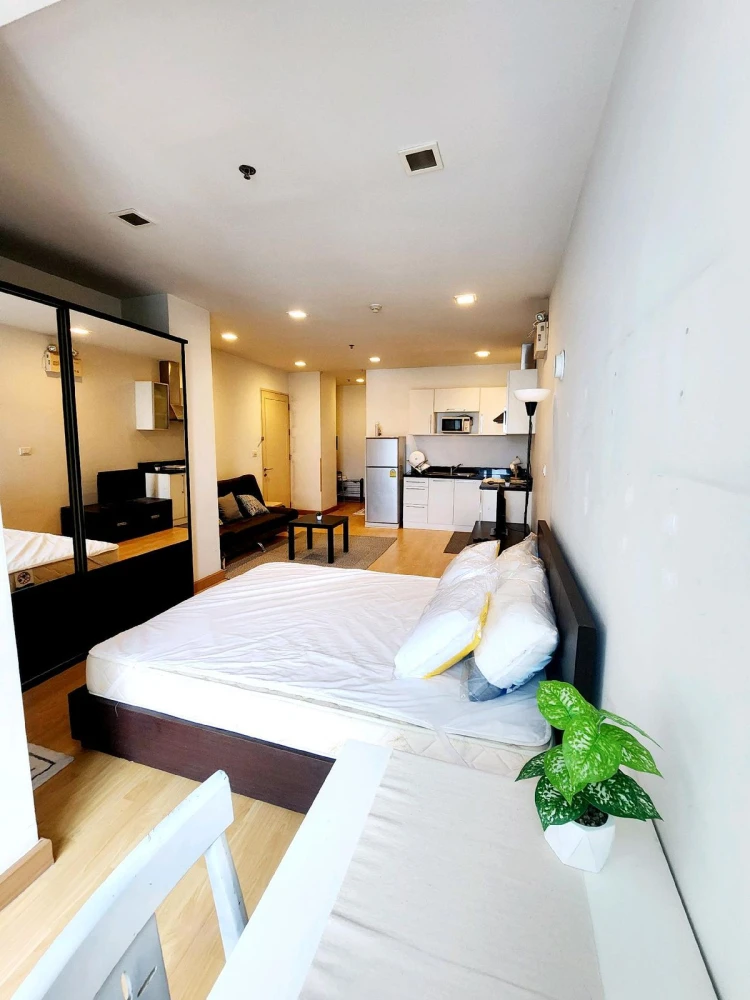 For rent: Nusasiri Grand, a lovely room fully furnished. Book now!