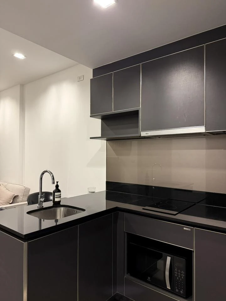 For rent: Nye By Sansiri, high floor unit, fully furnished, spacious and comfortable. Book now, don't miss out!!!