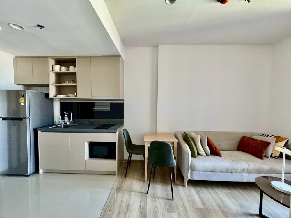 [ให้เช่า] Oka Haus Sukhumvit 36 | ห้องกว้าง มีอ่างอาบน้ำ (Bathtub) ชั้น 21 ทิศตะวันออกรับแดดเช้า วิวเมืองสวยโปร่ง (City View) 🏢🛁🌅✨