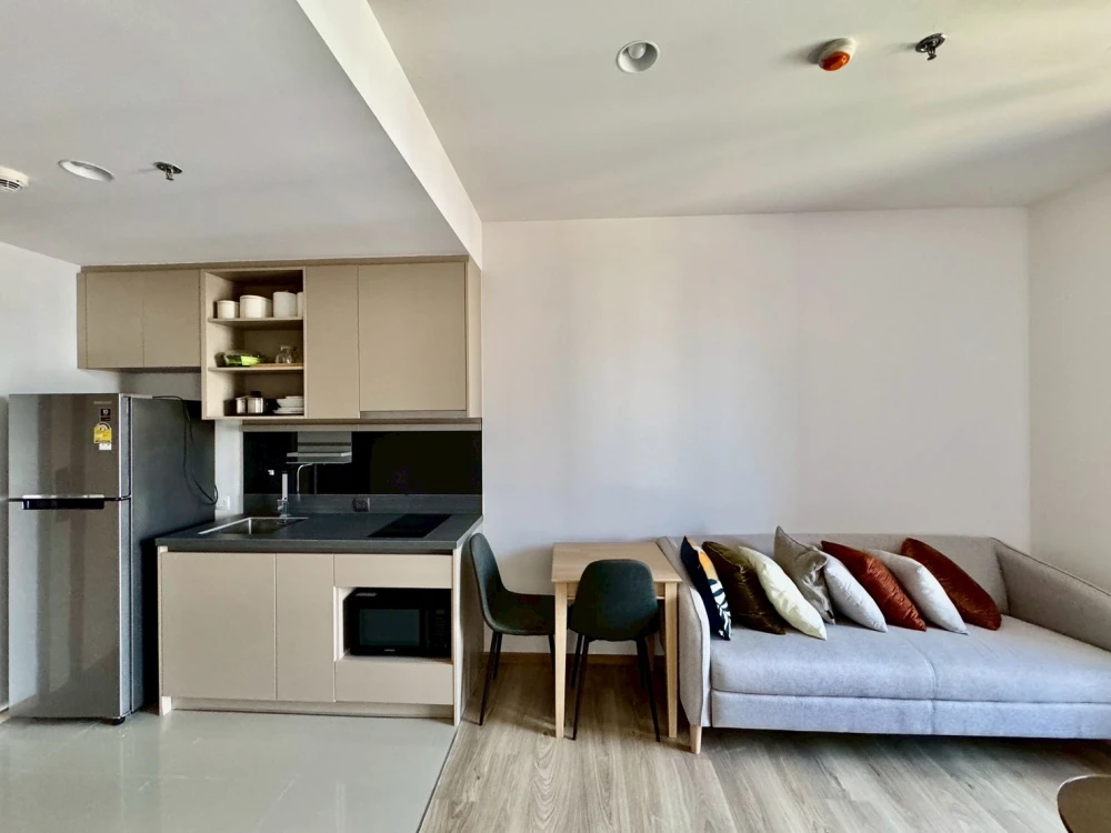 [FOR RENT] Oka Haus Sukhumvit 36 | High-Floor 1-Bed with Bathtub & Open City View (North Facing) 🏢🛁🏙️✨