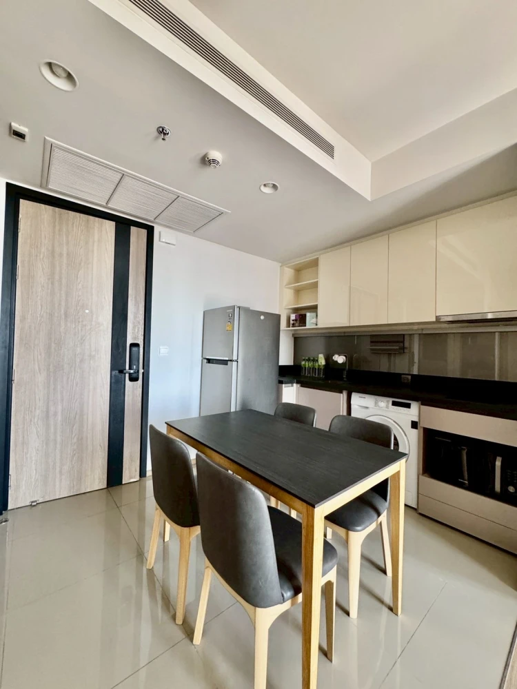 [FOR RENT] Oka Haus Sukhumvit 36 | Spacious High-Floor 2-Bed 2-Bath Unit on 33rd Floor 🏢✨