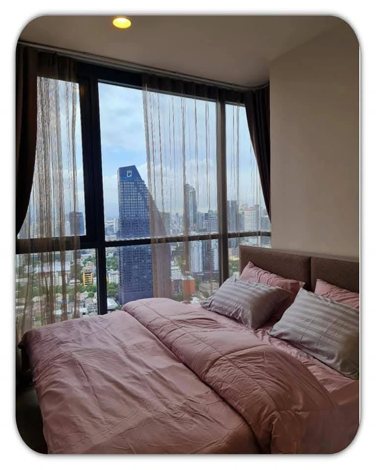 ให้เช่า Oka Haus Sukhumvit 36 2 ห้องนอน พื้นที่ใช้สอยเยอะ เฟอร์ครบครัน มองเห็นวิวสวยจากชั้นสูง จองเลย