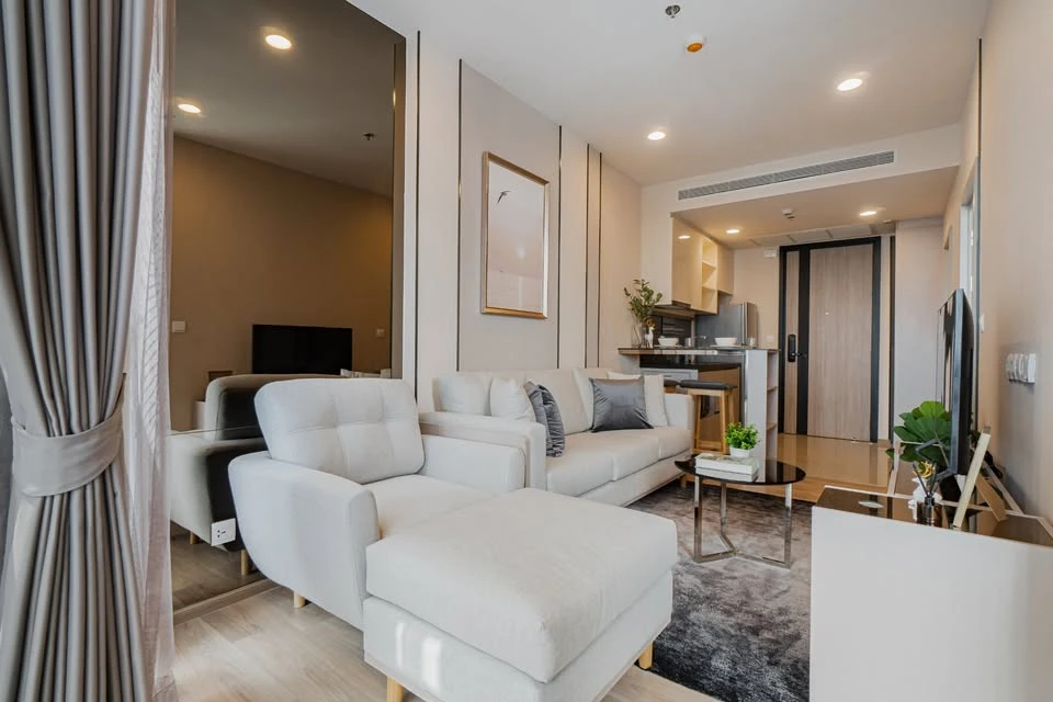 For rent OKA HAUS Sukhumvit 36, 39th floor, open view, fully furnished, complete with electrical appliances, reserve now.
