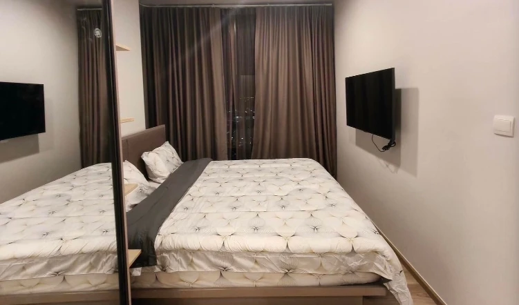 For Rent: Oka Haus Sukhumvit 36 ​​– High floor, fully furnished, and ready to move in. Book now!