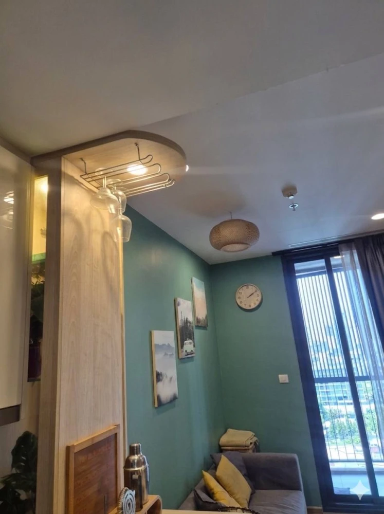 For rent: Oka Haus Sukhumvit 36. Beautifully furnished and fully equipped unit with bathtub. Great location. Book now!