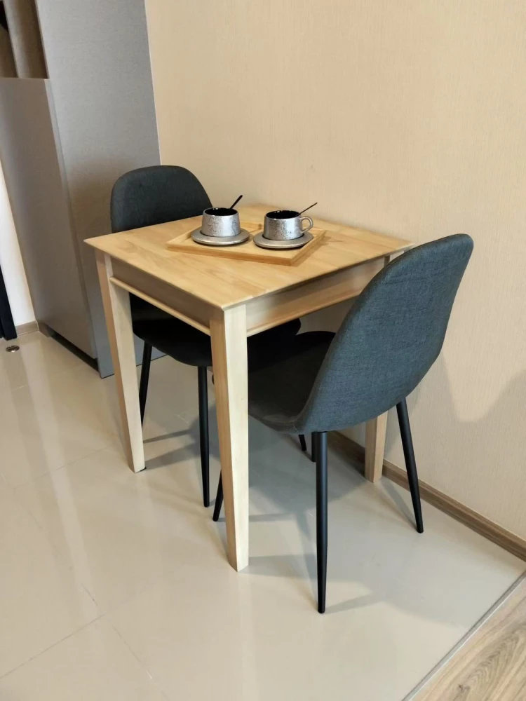 For rent: Oka Haus, 46th floor, very high, with a great city view, open and airy, no blocked view. Don't miss it!