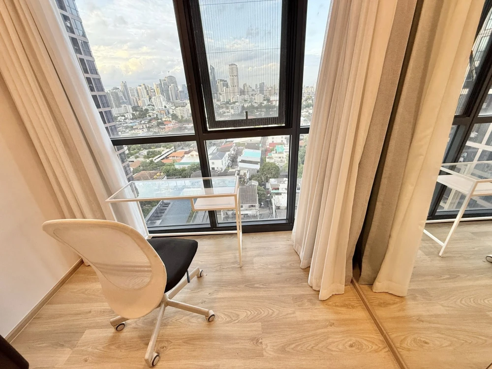 Oka Haus for rent, high floor room, spacious and comfortable, hurry and reserve now!
