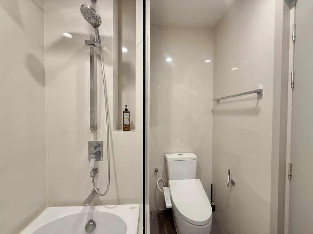Oka Haus for rent, high floor room, spacious and comfortable, hurry and reserve now!