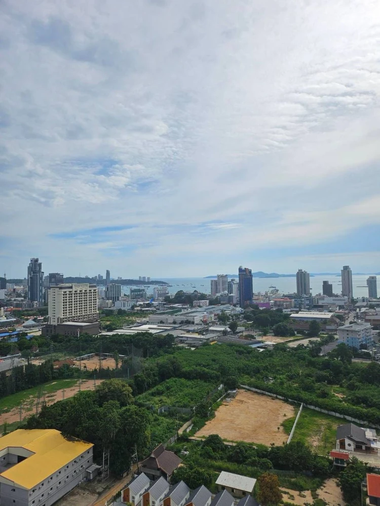 For rent, ONCE condo, high floor, ready to move in, fully furnished, reserve now before it's too late.