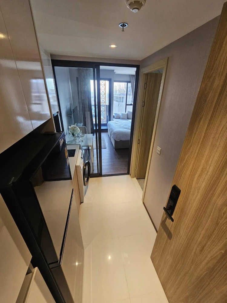 For rent ONCE PATTAYA, a nice room with complete decorations. Book now, don't miss out.