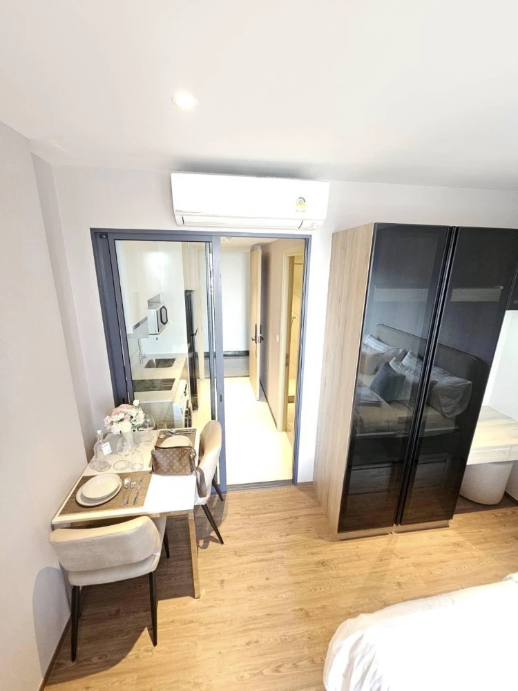 For rent ONCE PATTAYA, a nice room with complete decorations. Book now, don't miss out.