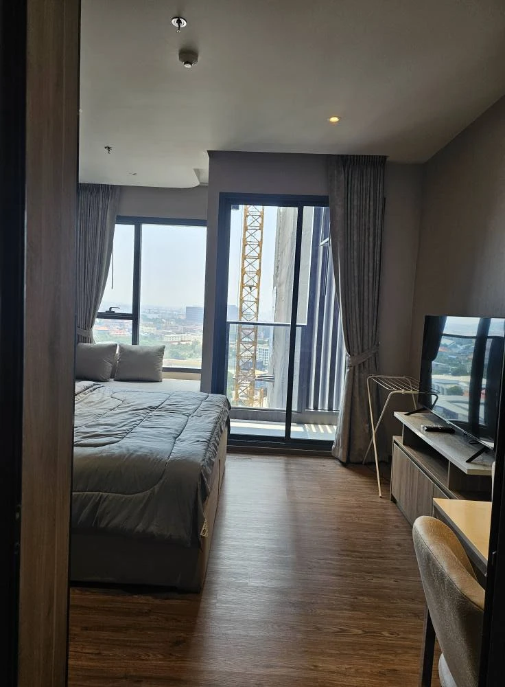 For rent ONCE PATTAYA Studio room, fully furnished and equipped with appliances. Reserve now.