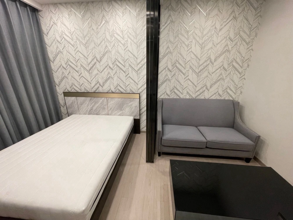 Fully furnished condo for rent at One 9 Five Asoke-Rama 9. Book now!