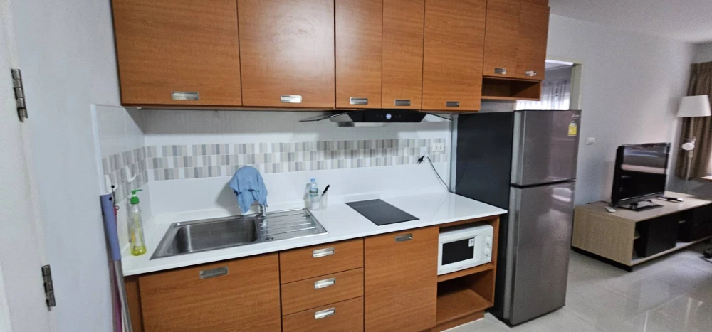 Condo in the heart of Bangkok for rent, One Siam, spacious room, convenient location, next to the BTS.