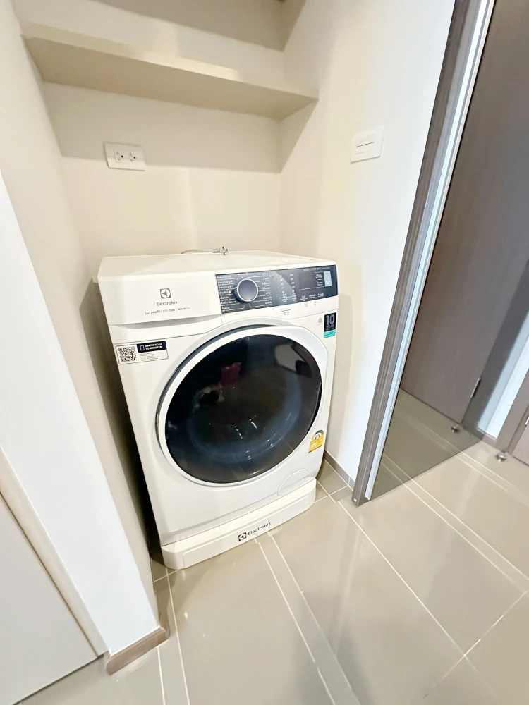 For rent: Onyx Phahonyothin, 1 bedroom, 1 bathroom, fully furnished and equipped, just bring your bags and move in!